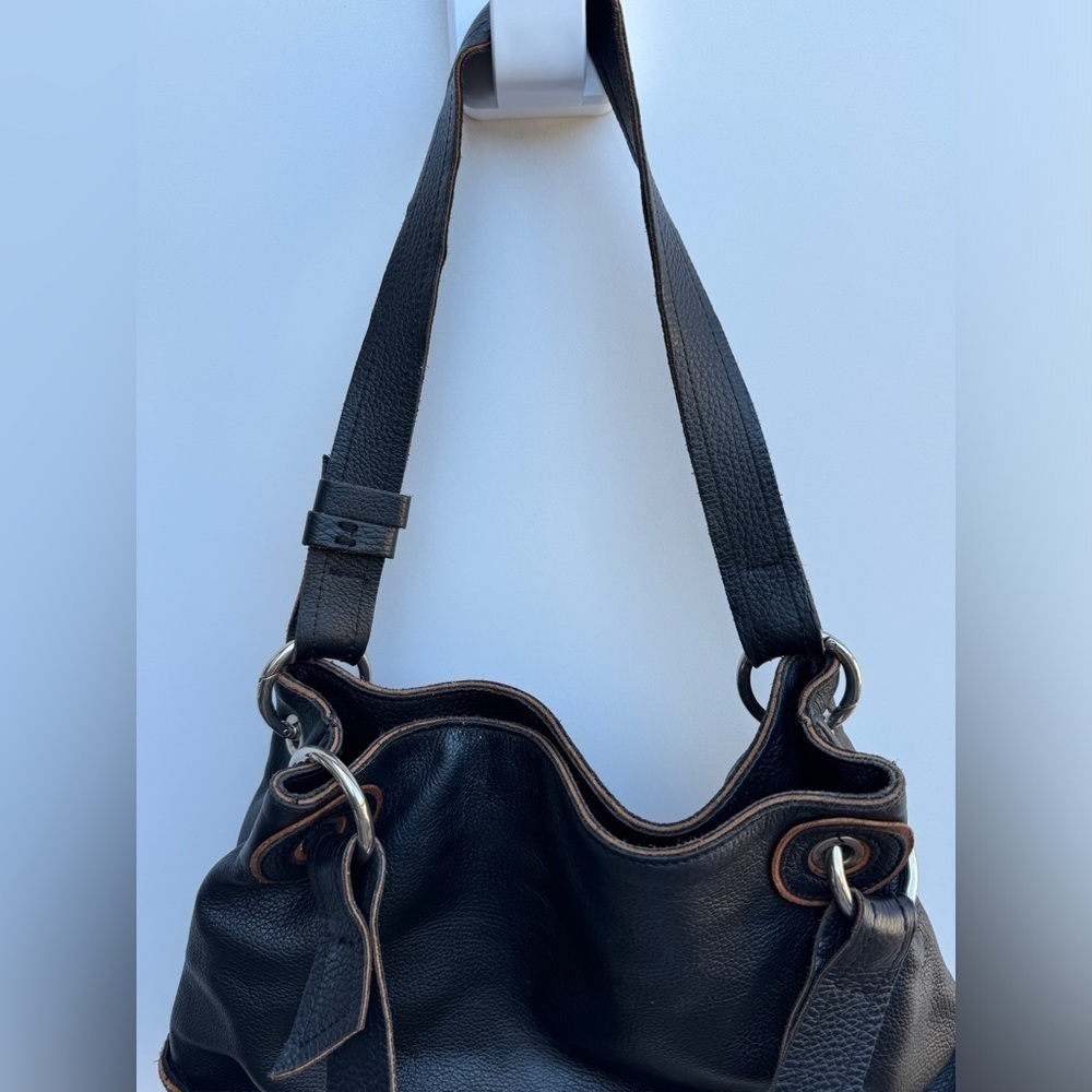 Nicoli Black Pebble Leather Brown Trim Shoulder Bag - Picture 6 of 16